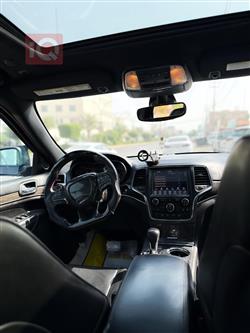 جیپ گراند شیرۆکی